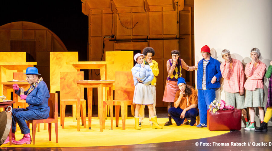 Besuch der Aufführung „Emil und die Detektive“ im Düsseldorfer Schauspielhaus