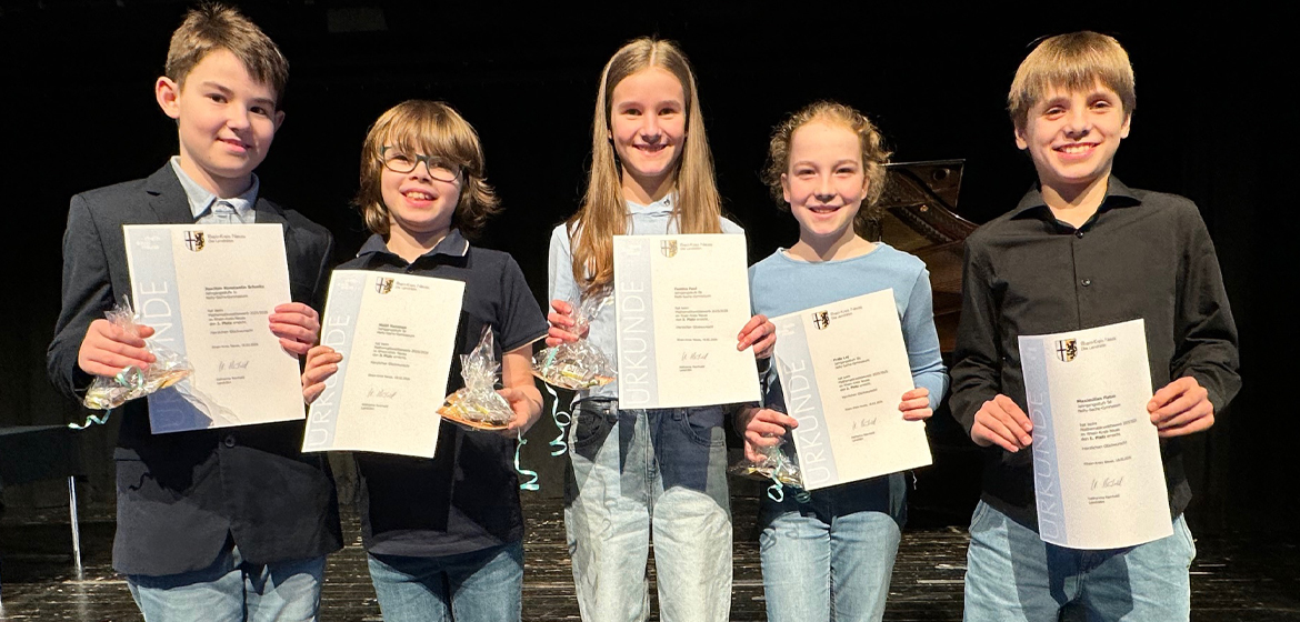 Mathematik-Wettbewerb des Rhein-Kreises Neuss: 63 Mathe-Talente ausgezeichnet