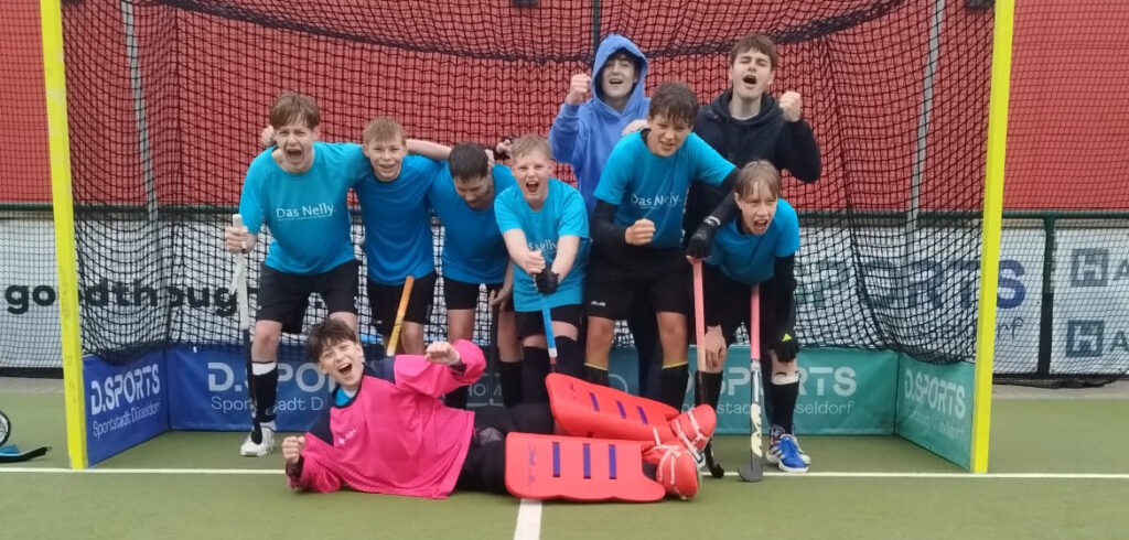 Erfolgreiche Teilnahme beim Landessportfest der Schulen im Feldhockey